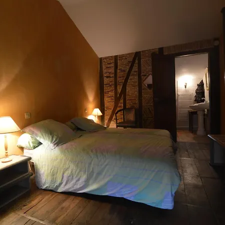 別荘 In Thurageau With Private Pool *