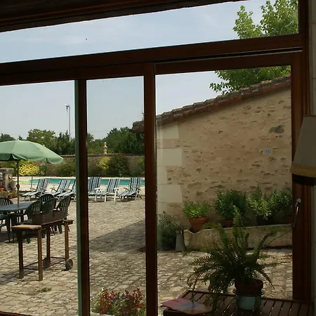 Dom wakacyjny Beautiful With Private Pool