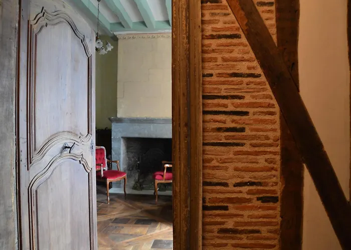 In Thurageau With Private Pool Boussageau